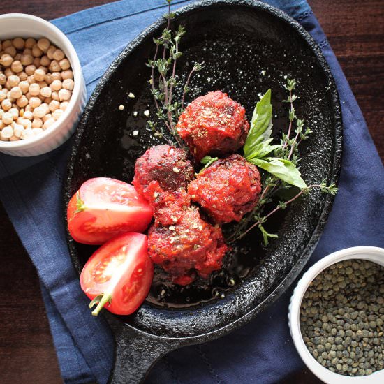 Vegan “Meatballs” in Marinara