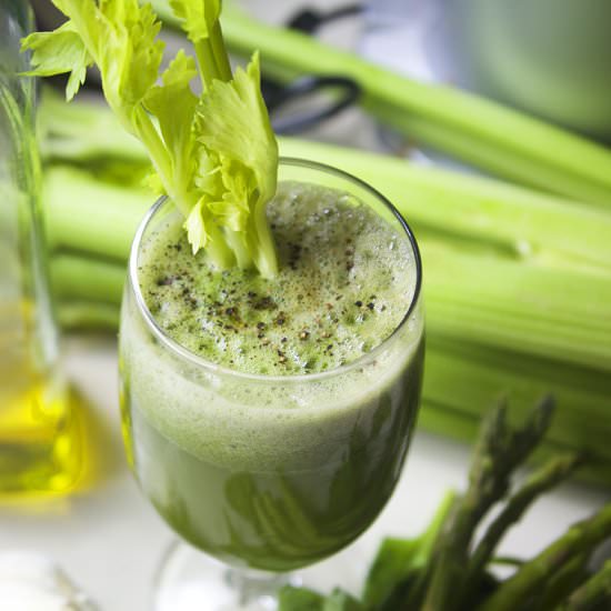 Mega Green and Garlic Juice