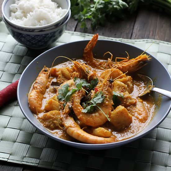 Kari Makanan Laut (Seafood Curry)