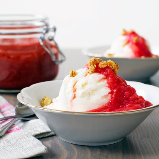 Stewed Rhubarb with Ice Cream