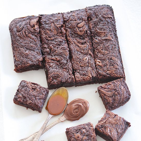 Fudgy Chocolate & Caramel Brownies