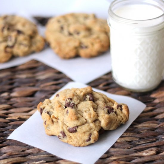 Levain Bakery Chocolate Chip Cookie