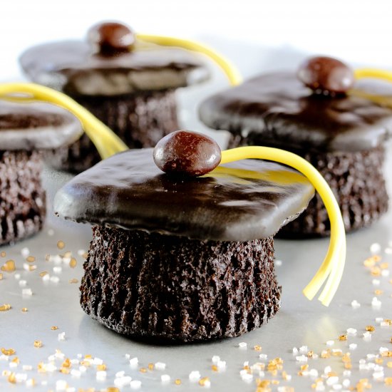 Graduation Cap Cupcakes