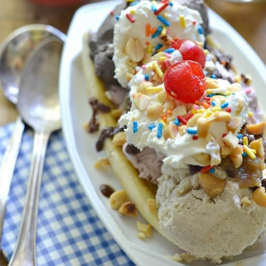 Raw Vegan Banana Splits