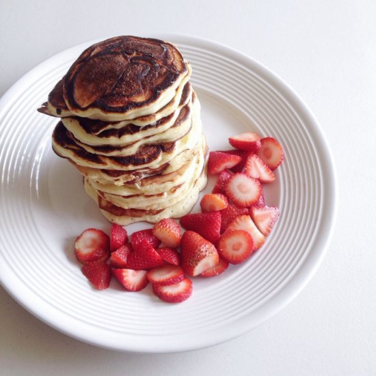 Honey and Yogurt Pancakes