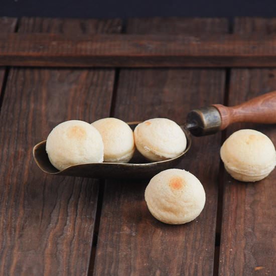 Chocolate stuffed pancake balls