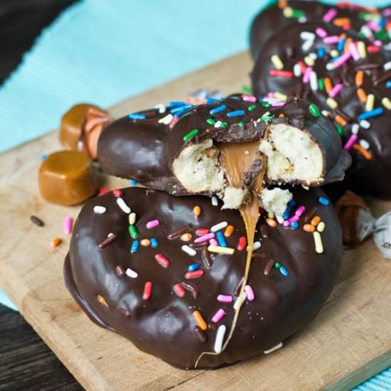 Chocolate Covered Caramel Pretzels