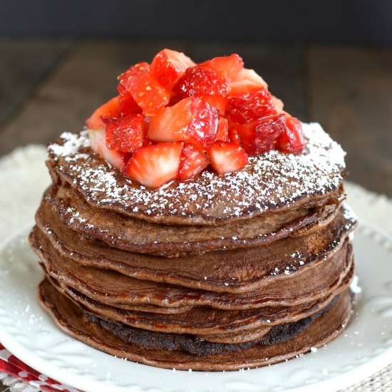 Skinny Chocolate Banana Pancakes