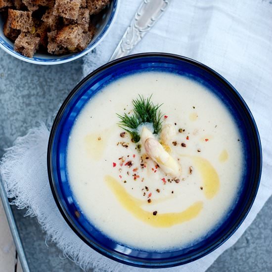 White Asparagus and Celery Soup