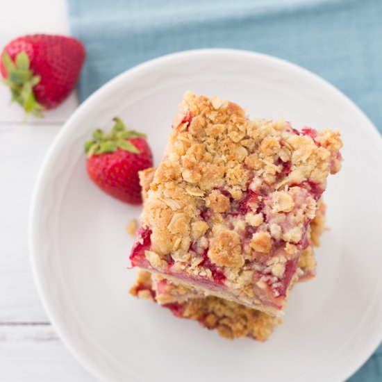 Strawberry Oat Crumb Bars