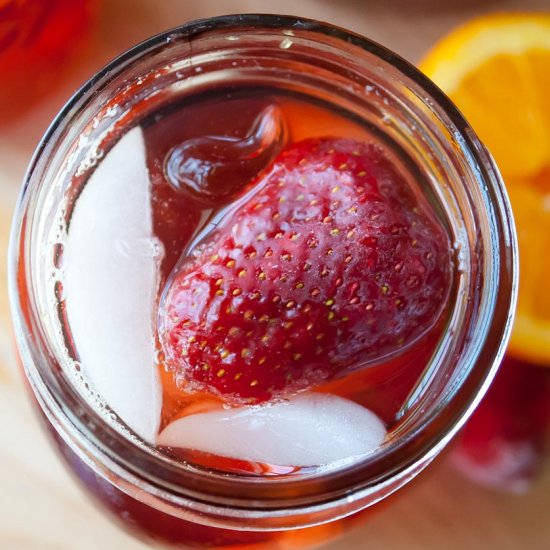 Southern Style Strawberry Sweet Tea