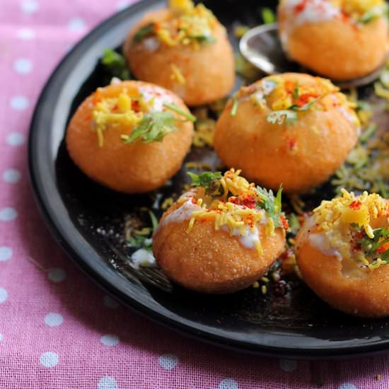 Dahi Batata Puri