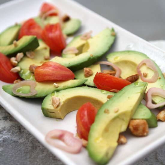 Avocado & Peanut Salad