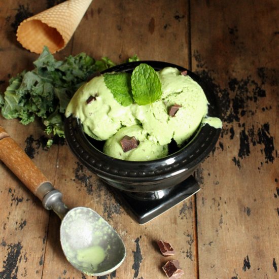 Kale, Mint Chocolate Frozen Yogurt