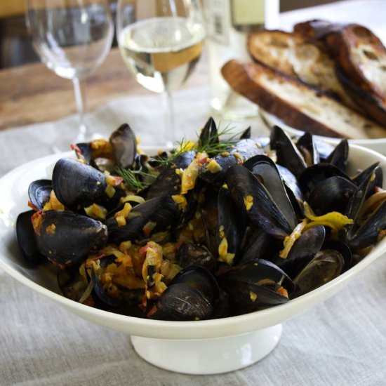 Mussels with Fennel and Saffron