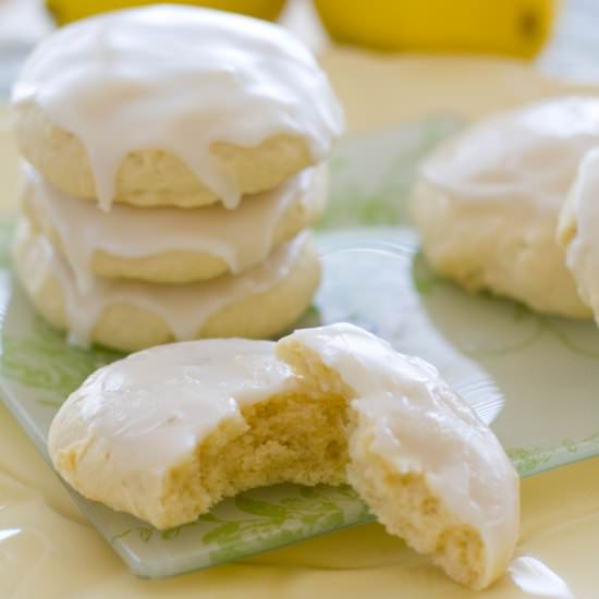 Soft-Baked Lemon Sugar Cookies