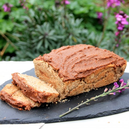 Vegan Banana Bread & Nutella Icing