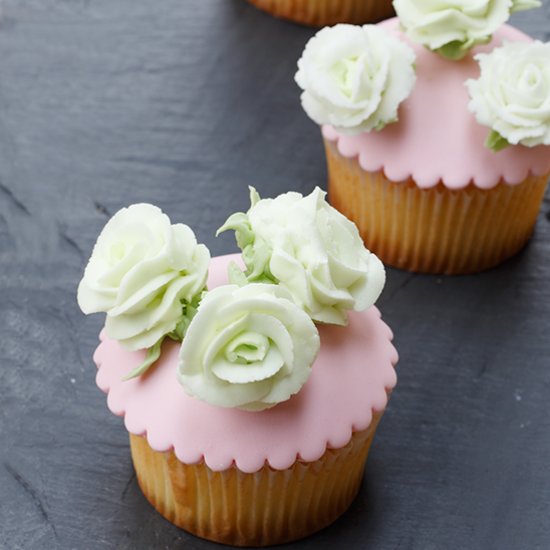 Royal Icing Ranunculus and Roses