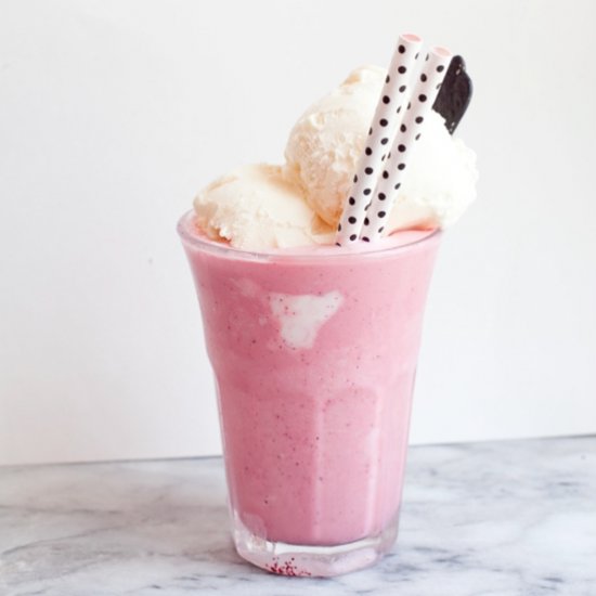 Pink Velvet Cake Milkshake