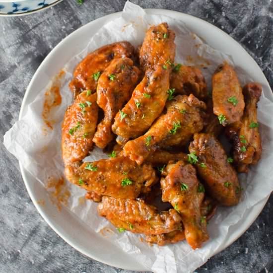 Baked Sriracha Buffalo Wings