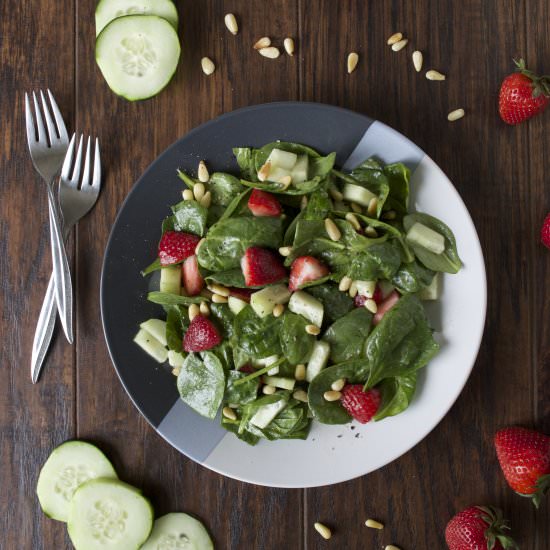 Spinach Salad with Strawberries