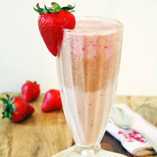 Neapolitan Smoothie Shake