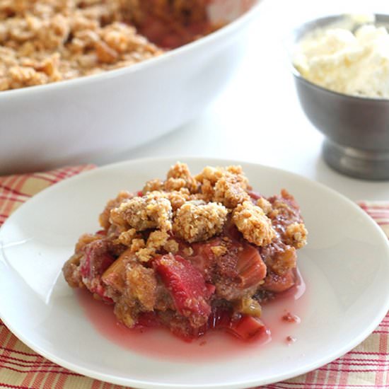 Rhubarb Crisp