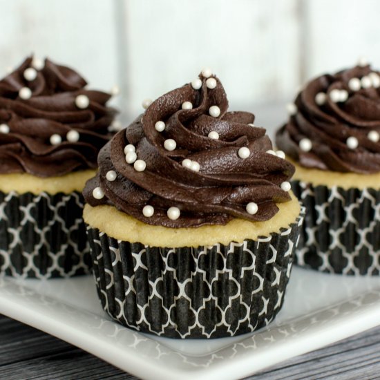 Black & White Cupcakes