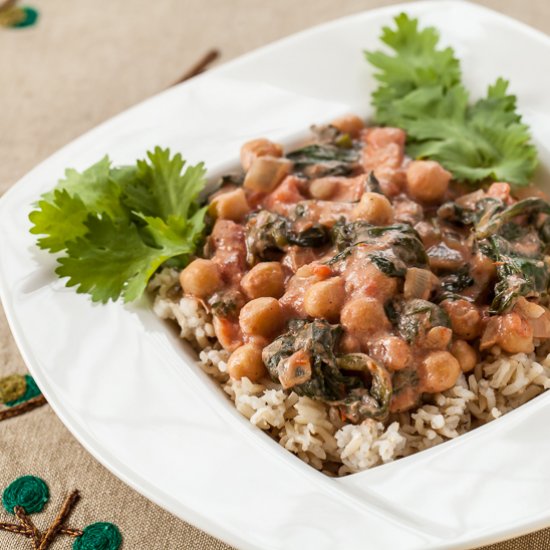 Chickpea Curry with Spinach