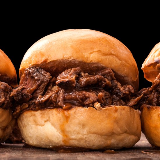 Slow Cooker BBQ Beef Sandwiches