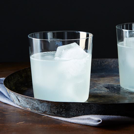 How to Make a Tom Collins