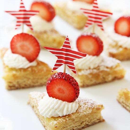 Strawberry Shortcake Bites