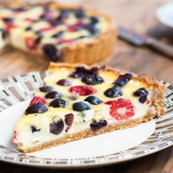 Cottage Cheese Tart with Berries