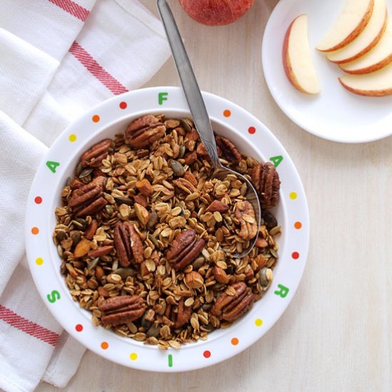 Applesauce Granola