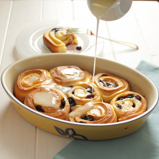 Lemon Blueberry Sweet Rolls