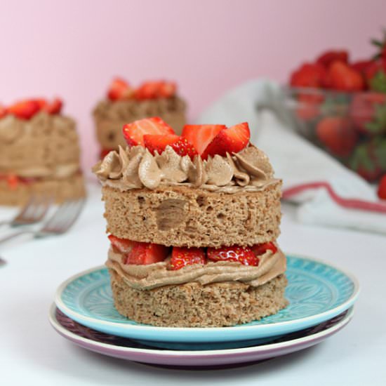 Mini Chocolate-Strawberry Cake