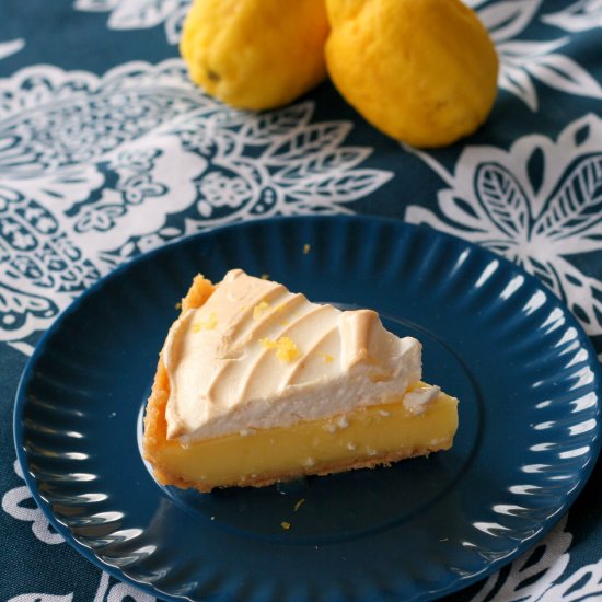 Lemon Cloud Pie