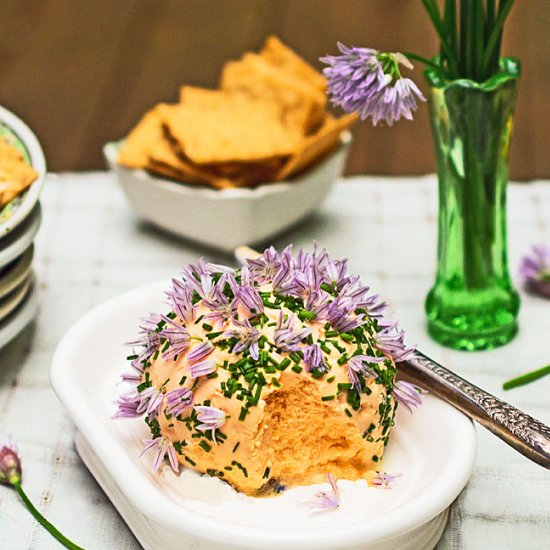 Cheddar-Chive Cheese Ball