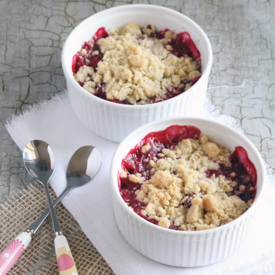 Raspberry crumble