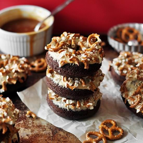 Baked Salted Caramel Doughnuts