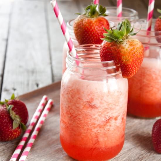 Homemade Strawberry Lemonade