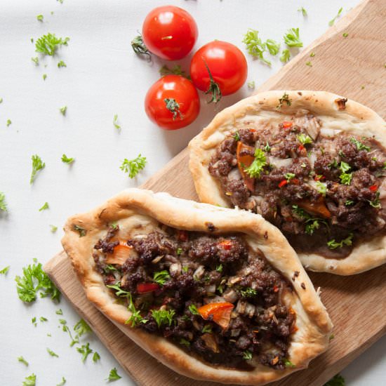 Turkish Flatbread (Etli Pide)