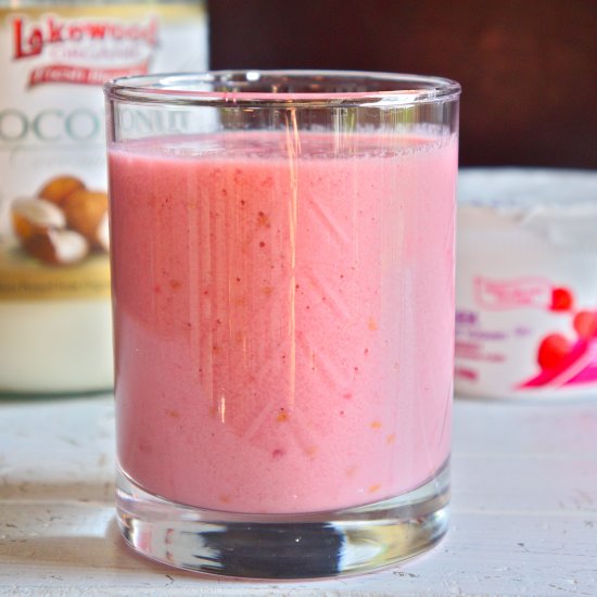 Raspberry coconut smoothie