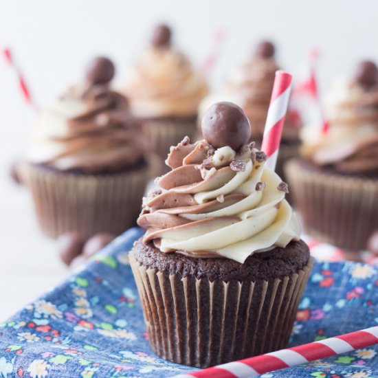 Black & White Malt Shoppe Cupcakes