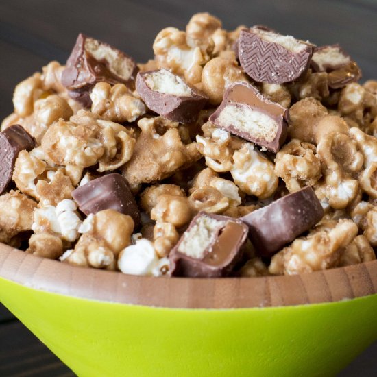 Caramel TWIX Popcorn Recipe