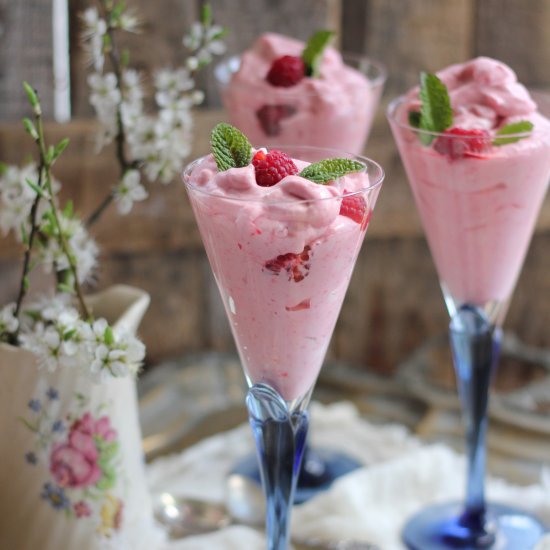 Crunchy Raspberry Creams