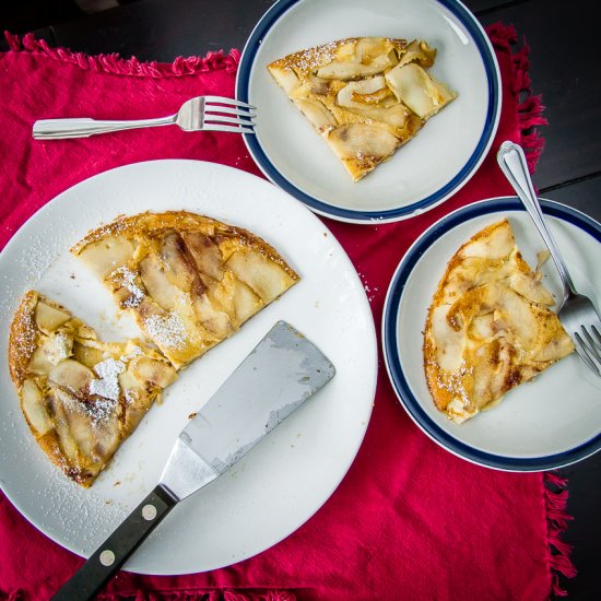 Oven-Baked Apple Cinnamon Pancake