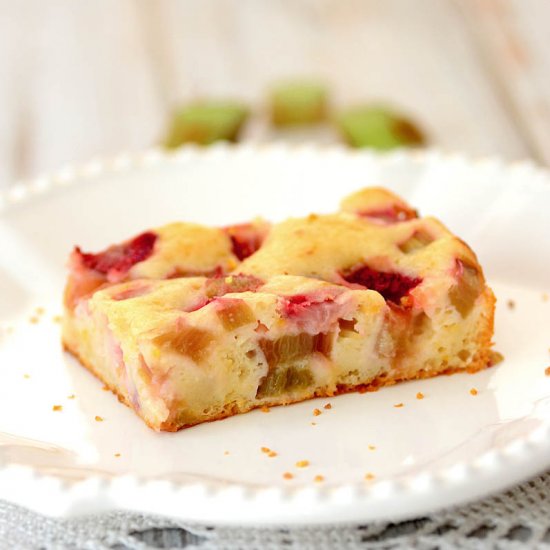 Rhubarb-Strawberry Cake