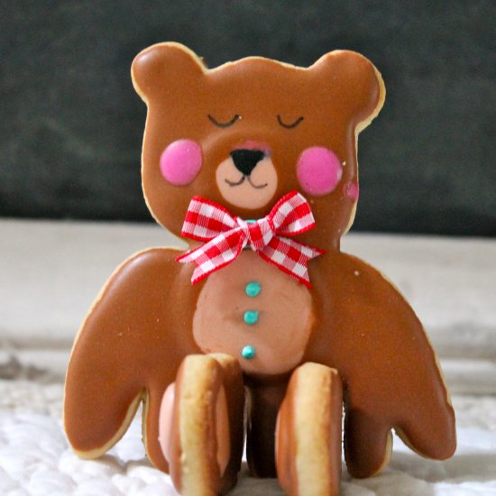 3D Teddy bear decorated cookie