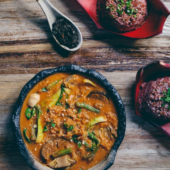 Kare-Kare (Filipino Peanut Stew)